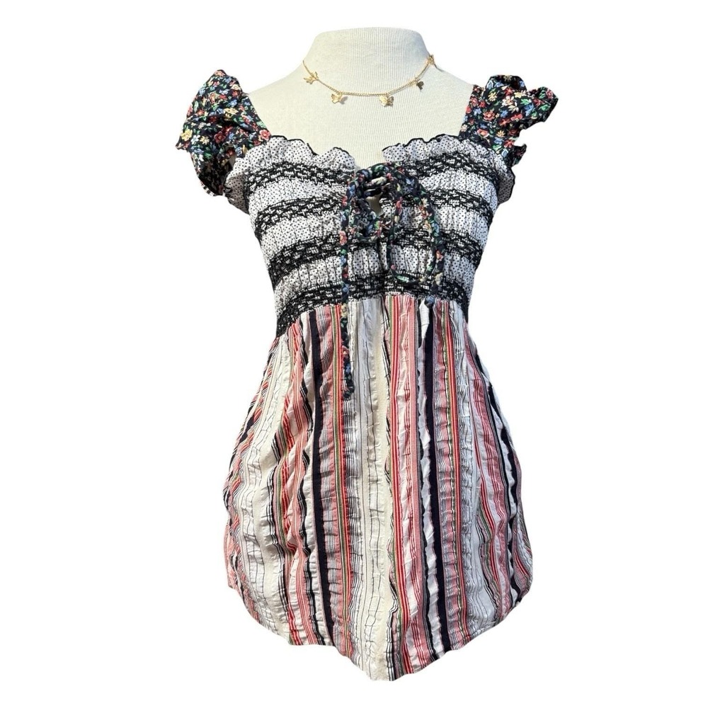 VTG 1970s peasant Mixed Print Smocked Bodice LaceUp front Boho Ruffle Shirt Top